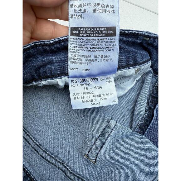 Signature By Levi Strauss Mid Rise Skinny Crop Size 18 - Picture 5 of 5